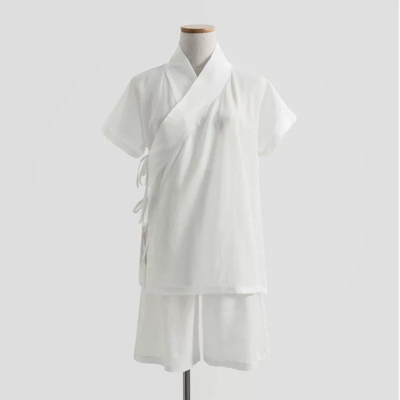 Древняя ханьская одежда с воротником