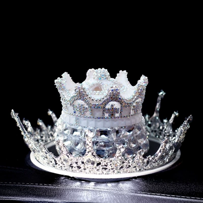 Diamond-encrusted Crown Car Perfume Perfplant seat - white-suit