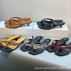 オリジナルのハード商品! 欧米はとてもシンプルです森の女性の本革の猫とファッションのサンダルの四角い頭は足の人の字を挟みます。