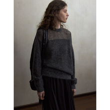 【识几】拼接马海毛套头衫女软糯亲肤圆领宽松微透针织上衣M60476