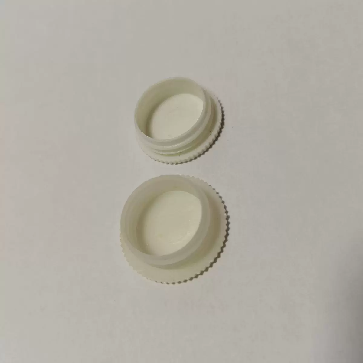 供应G1/2内牙纹塑料保护盖塑料塞子塑料封头两种反沿口大小可选