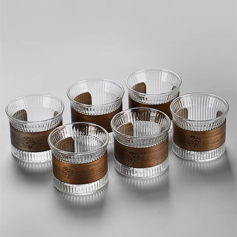 우드 칩 단열 쿵푸 유리 찻잔 맞춤 수직 입자 가공 고 색상 가치 유리 거품 찻잔