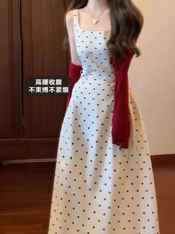 法式波点吊带连衣裙女夏季无袖方领收腰长裙2025新款海边度假裙子|undefined