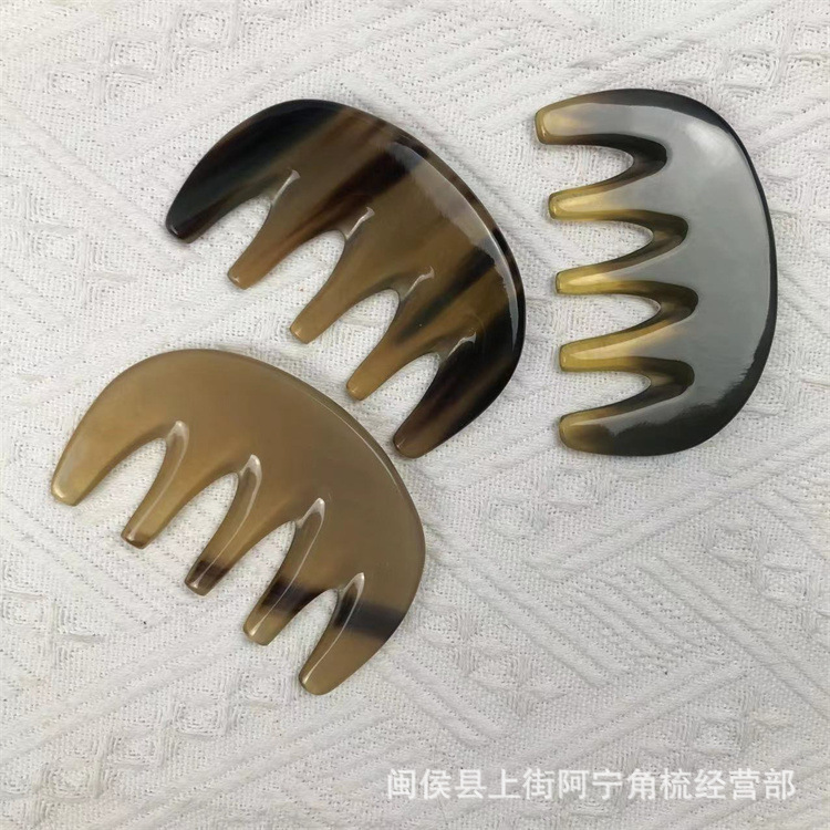 Natural Horn Five-Tooth Comb 9.5cm Scalp Massage Comb for Travel and Daily Hair Care key features