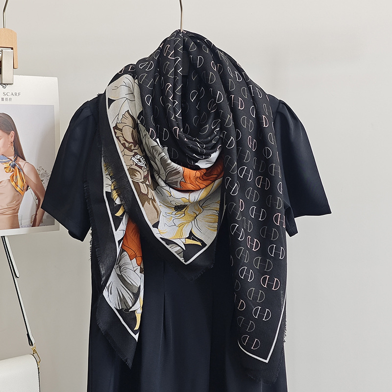 Diseño a la moda, repetición gradualmente, letra D, bufanda estampada de flores, personalidad femenina, chal de lujo ligero de alta gama
