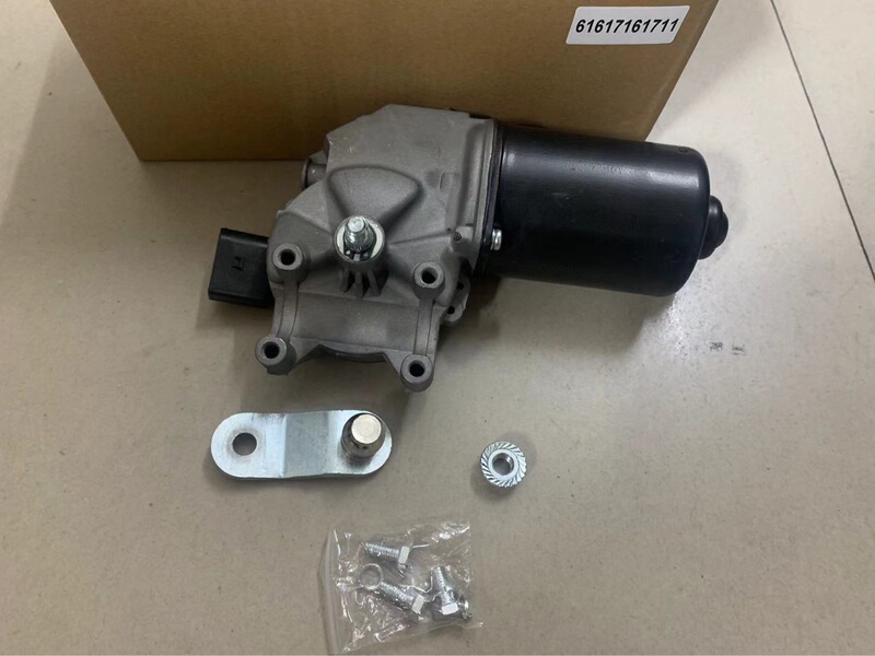 Applicable to BMW 3 Series E90E91E 92 323 gas car wiper motor wiper motor 61617161711