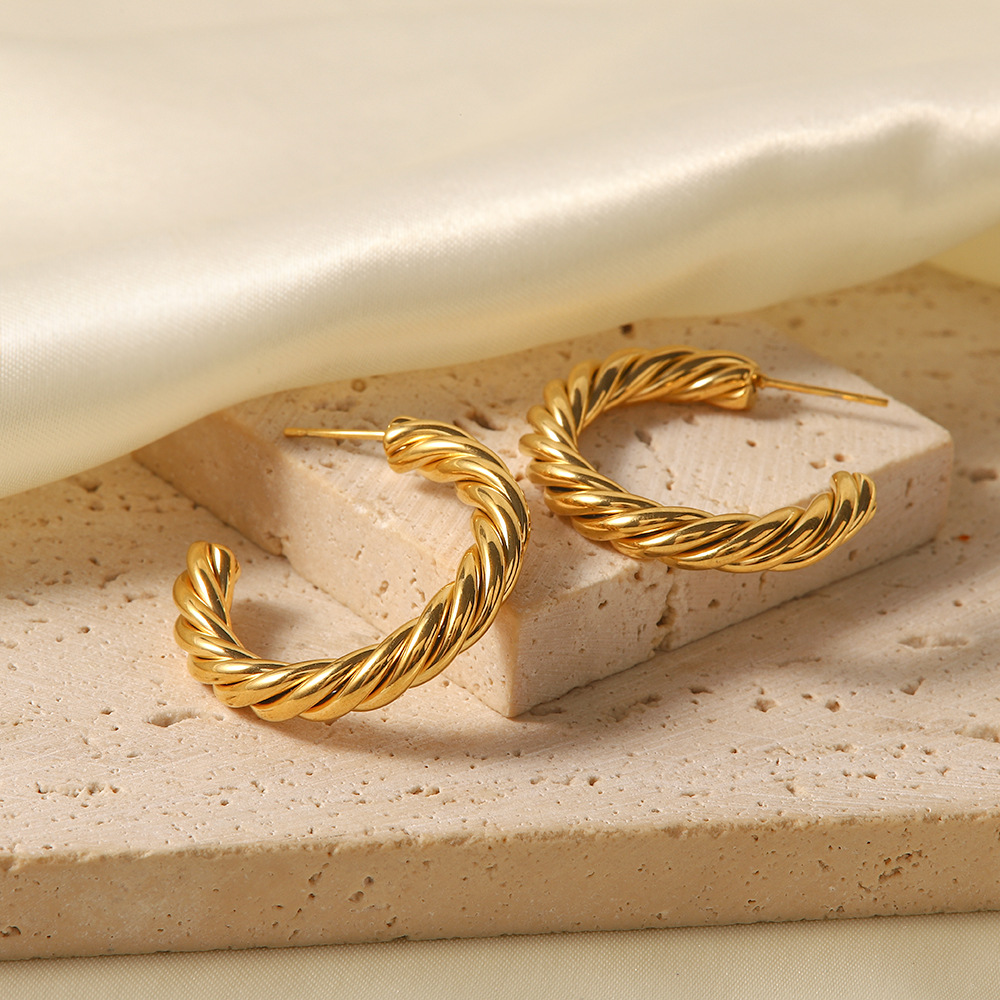 Vintage Style C Shape Stainless Steel Gold Plated Earrings 1 Pair