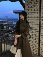 卡其色立领巨好看的风衣外套女2025新款秋季设计感质感中长款大衣