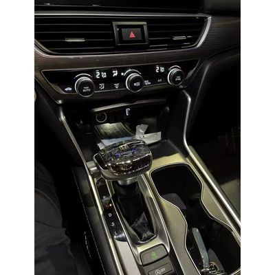 Sürətlər qutusu və əl tormozu başlıqları | Inspire Crv Style Modified Gear - honda-accord-11th-generation-black-inspire-logo