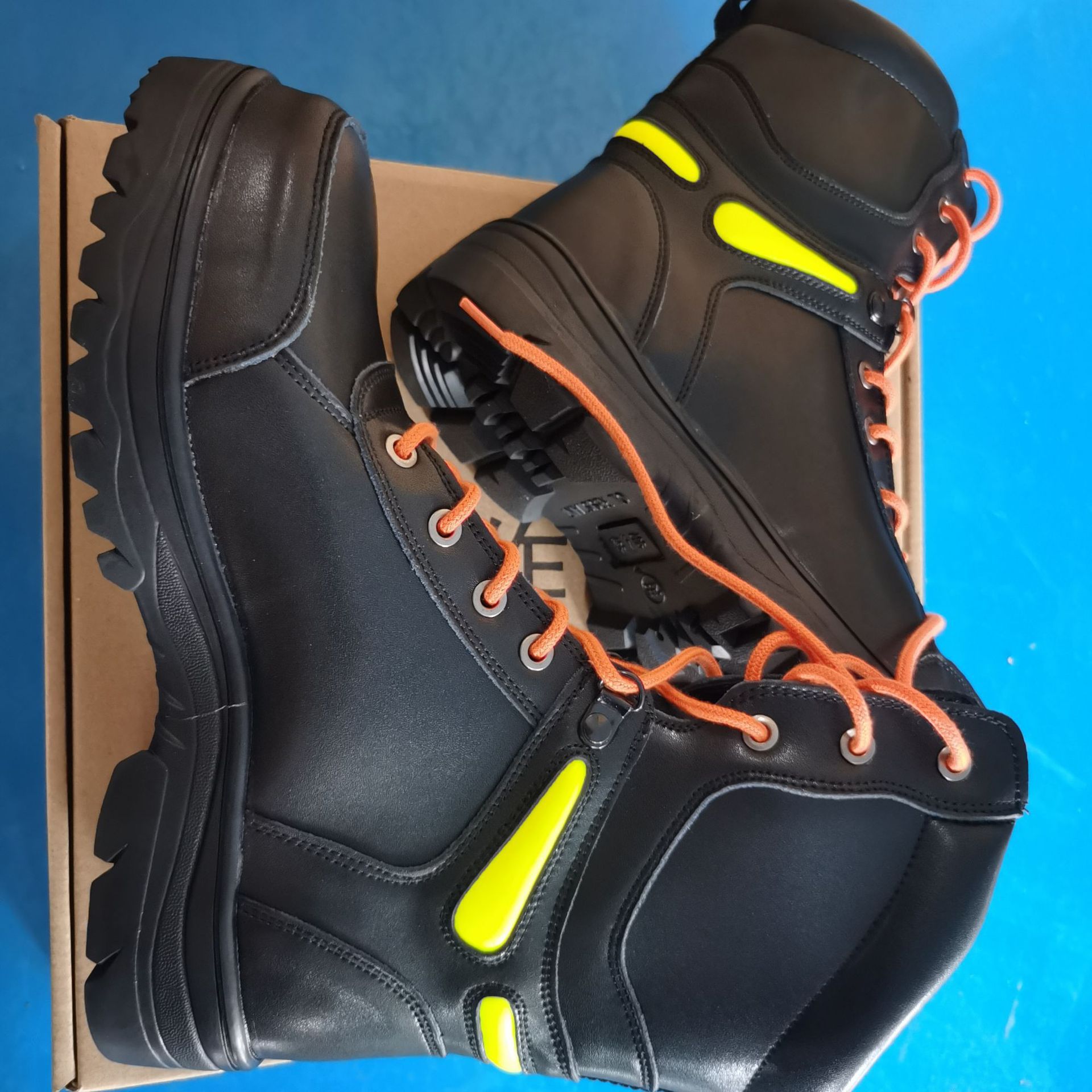 森林消防作战靴 消防比武训练靴抢险救援靴 头层牛皮森林防护靴