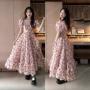 法式露肩碎花显瘦连衣裙