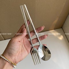 304 ステンレス鋼のスプーンとフォークセット韓国食器ロングハンドル大人の食事と飲料スプーン家庭用スプーン