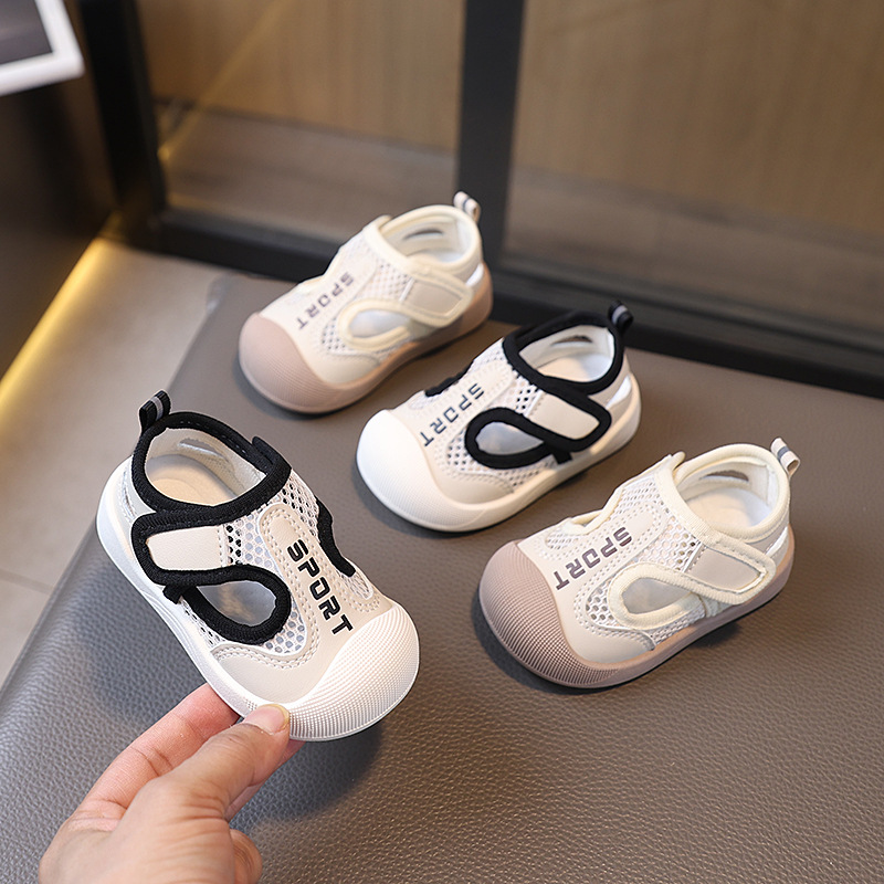 2025 New Summer Kidsren's Baotou Anti-Kick Sandals Girls Mesh Breathable Casual Sandals Boys Beach Shoes