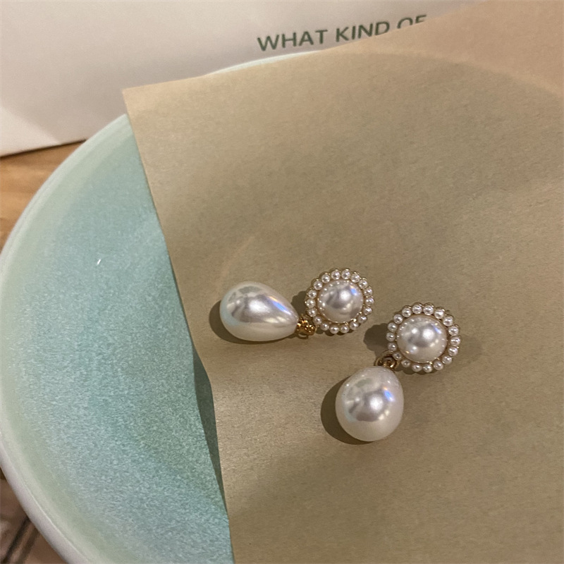 retro water drop pearl earrings simple flash diamond alloy earringspicture4