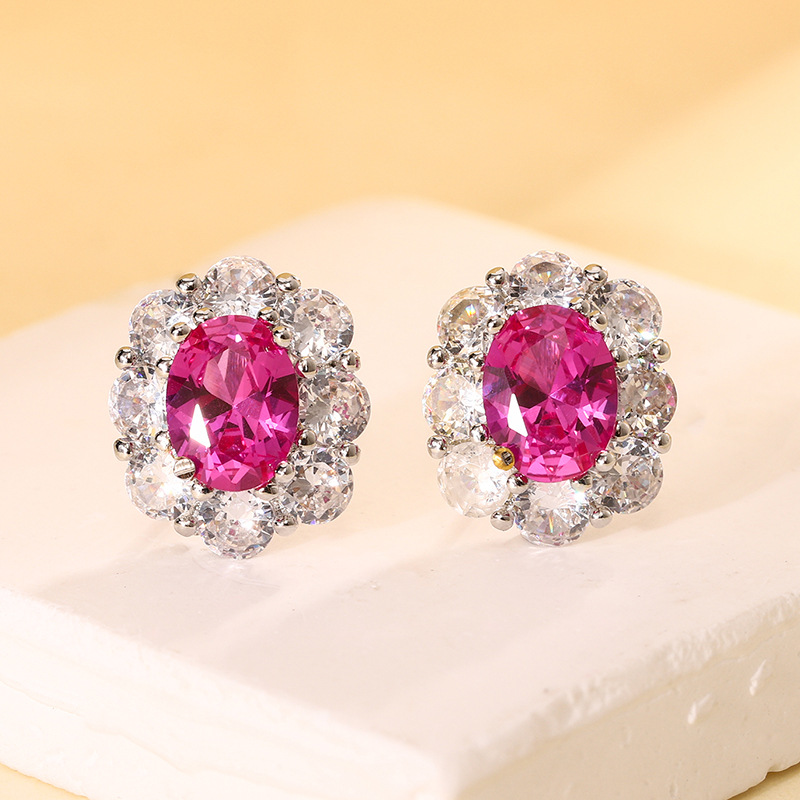 2024 nueva joyería Zhuang Shengsheng fondo de cobre chapado en oro simulación corindón rojo temperamento retro tres juegos 8*10-6*8