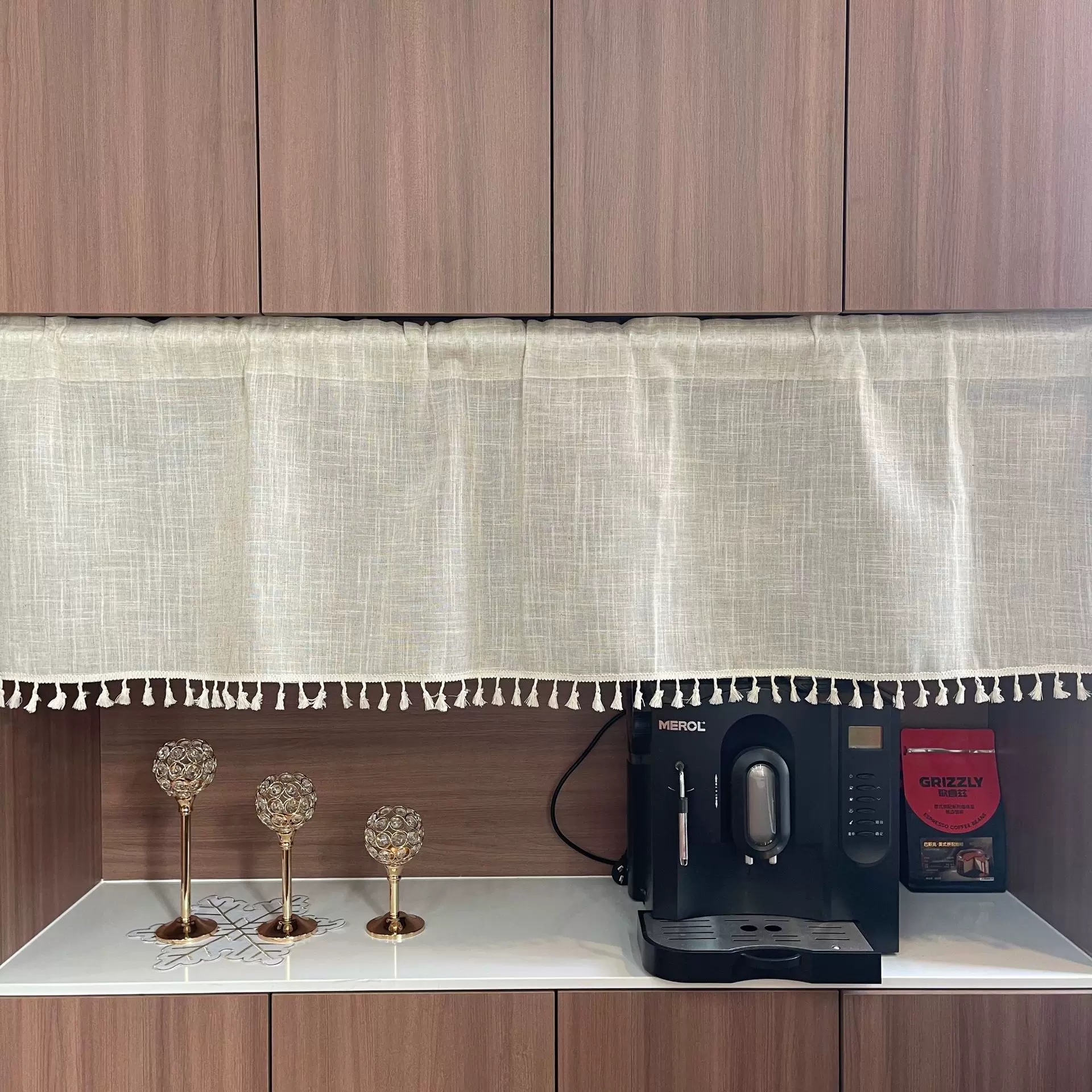 跨境专供创意纯色小窗帘创意流苏遮光壁橱咖啡帘适合小窗户的窗帘