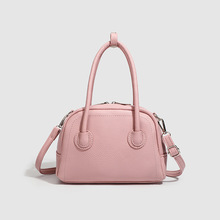 韩国手提保龄球包包女士2025新款潮时尚樱花粉小方包斜挎通勤包女