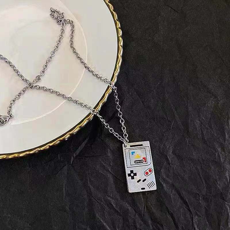 Personalized Controller Pendant Necklace For Men And Women_voghion.com
