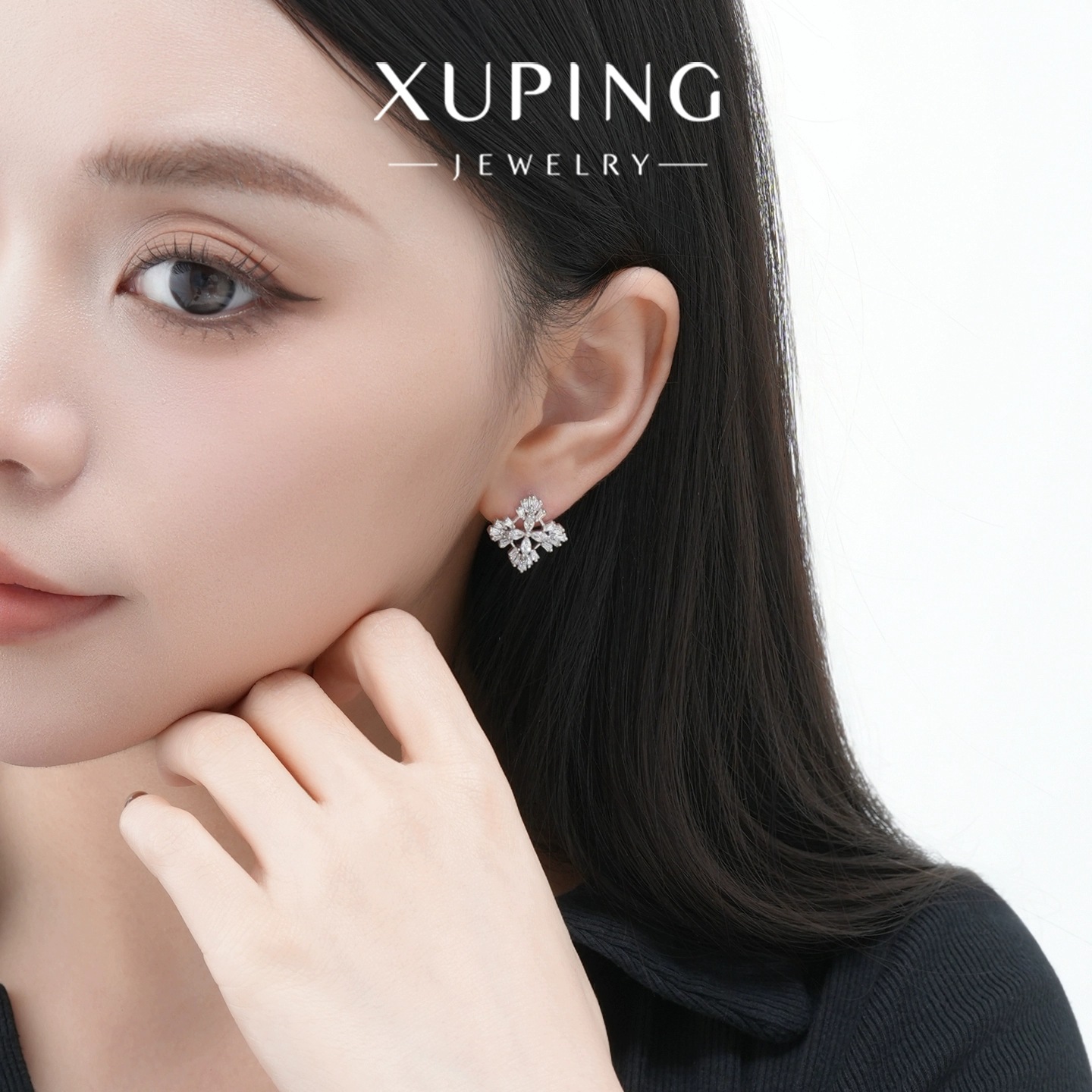 Xuping estilo simple incrustado zircon copo de nieve pernos de nicho de diseño temperamento diario fácil de usar auriculares de otoño y invierno para mujeres