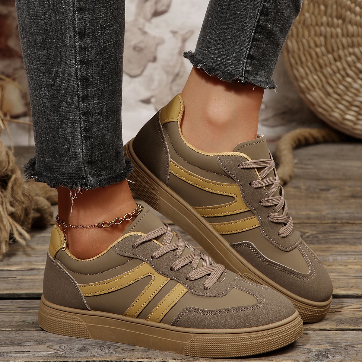 跨境女士大码德训鞋运动鞋2025年新款欧美复古拼色平底单鞋女批发