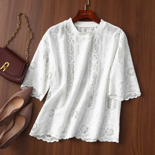 Fat mm summer new large-size hollow spliced embroidered loose T-shirt for women, slim casual French trendy short sleeves