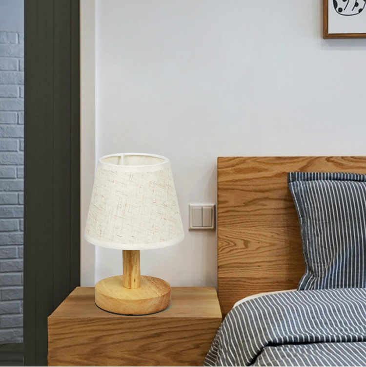 Lámpara de mesa pequeña para dormitorio, protección para los ojos, sencilla y moderna, uso doméstico, control remoto, retro, acogedora, lámpara de noche para lactancia, regulable