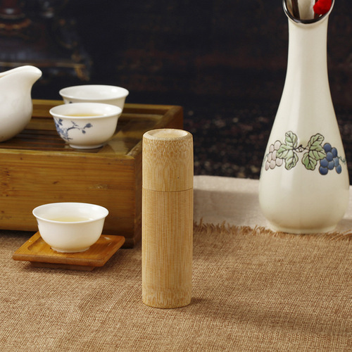 Bamboo sealed cigarette storage box for outdoor travel, portable cigarette storage box, car cigarette box, creative anti-pressure cigarette storage box