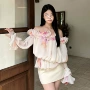 荷叶边露肩宽松显瘦衬衣