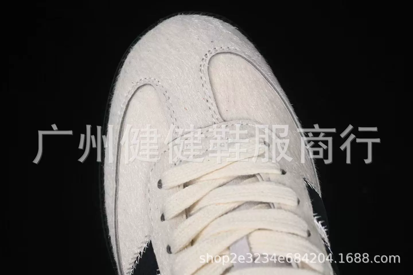 Всесезонные кроссовки Adidas для мужчин и женщин с площадкой, обувь Jianjian Guangzhou кампус клубника медведь красно-белый, плоская замена Maillard