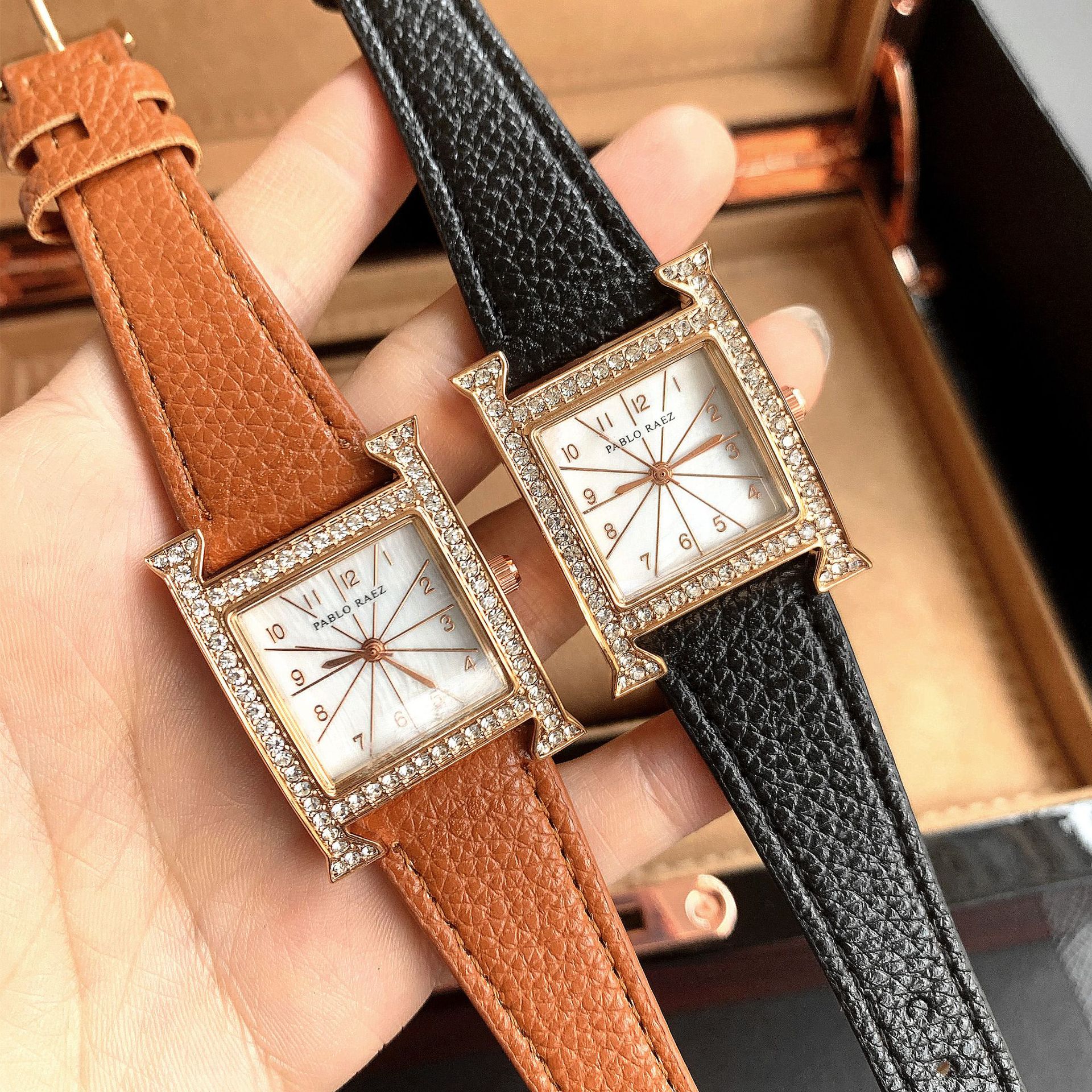 2024 Nové, nejprodávanější hodinky Špičkové lehké luxusní dámské hodinky Instagram Luxusní plně automatické vodotěsné hodinky Autentické_voghion.com