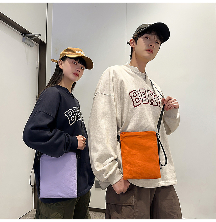 The 2025 summer new stylish, simple and individual small square bag is a trendy and casual single-shoulder crossbody bag for women undefined
