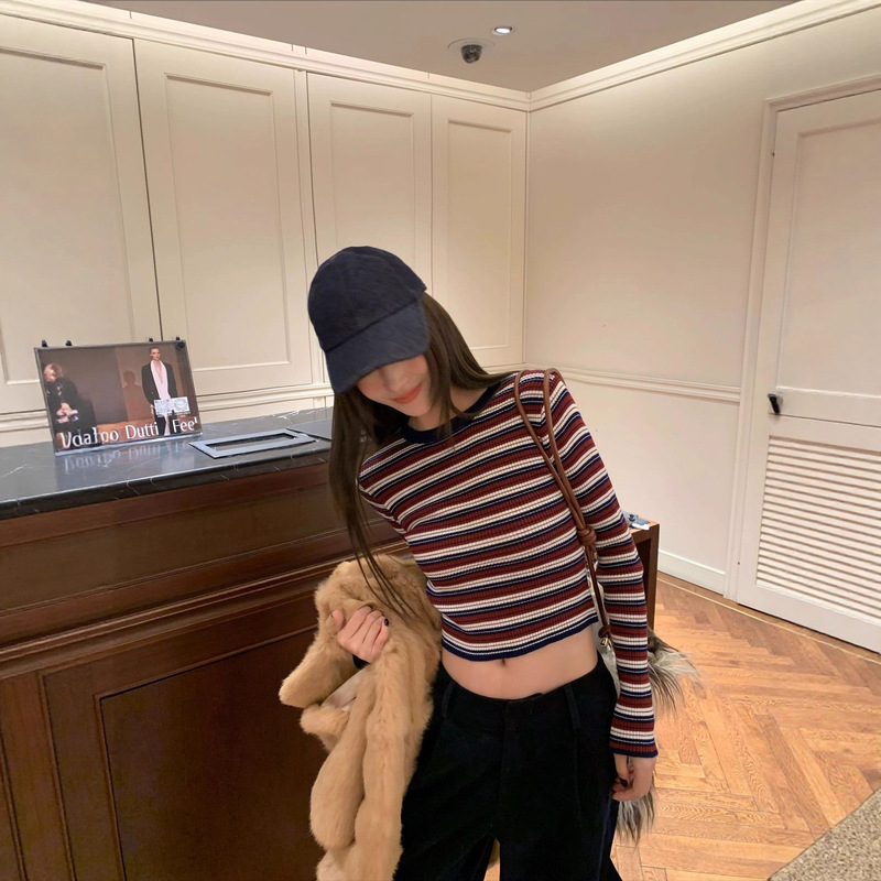 【Jiangjianghao】Striped Round-Neck Long-Sleeve Knit Sweater, Vintage Casual Slim-Fit Base Shirt Top 【Jiangjianghao】Striped Round-Neck Long-Sleeve Knit Sweater, Vintage Casual Slim-Fit Base Shirt Top