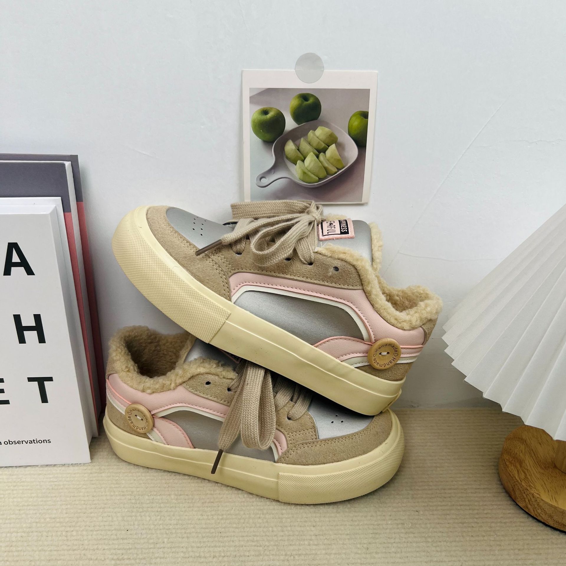 Nicho ins diseño zapatillas de deporte de las mujeres 2023 Otoño Nuevo Maillard low-top de color a juego con cordones de todo fósforo zapatos Casuales