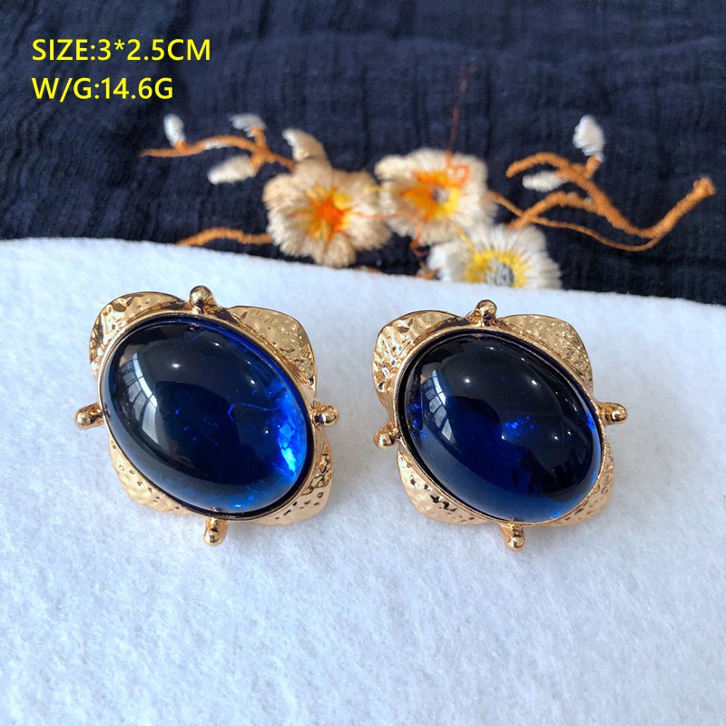 26g Weight No Inlaid Inlay Material Earrings, Ear Studs Classification Wedding, Travel Occasion Printing Pattern Women'S Gender Plating Design Fashion Style Grey, Red, Blue, Silver, Black Color Modern Re-engraved Medieval Silver Needle Stud Earrings Colored Gemstones Gray Color Shell Earrings 16