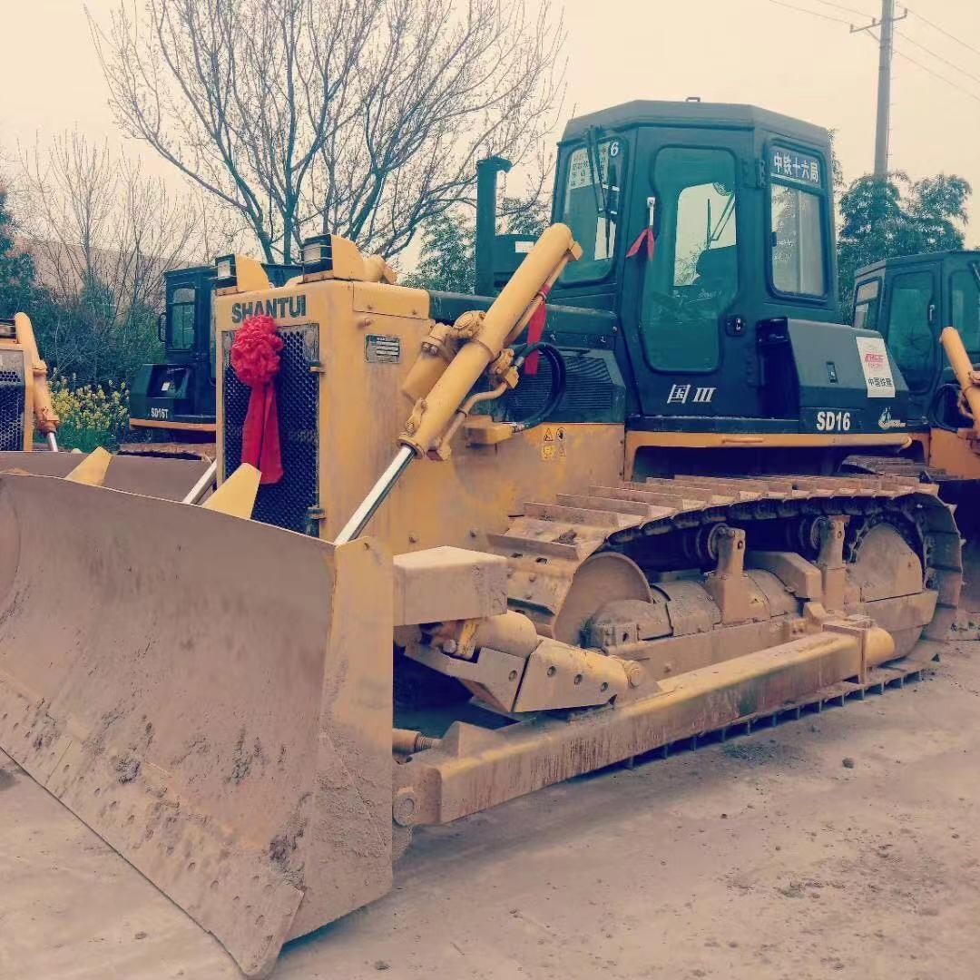 Exportación SD220 extranjero/África/Rusia Guangdong de segunda mano Shantui 160 bulldozer gran mercado image 4