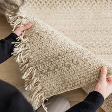 �ֹ�������ë��̺��ϵ�����L�͏dɳ�l���s����ʽԭľ�L���K��̺