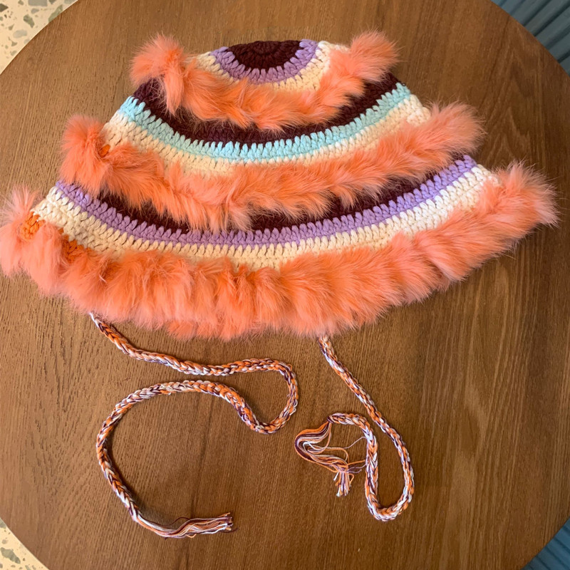 주황색 대비 색상 브레이드