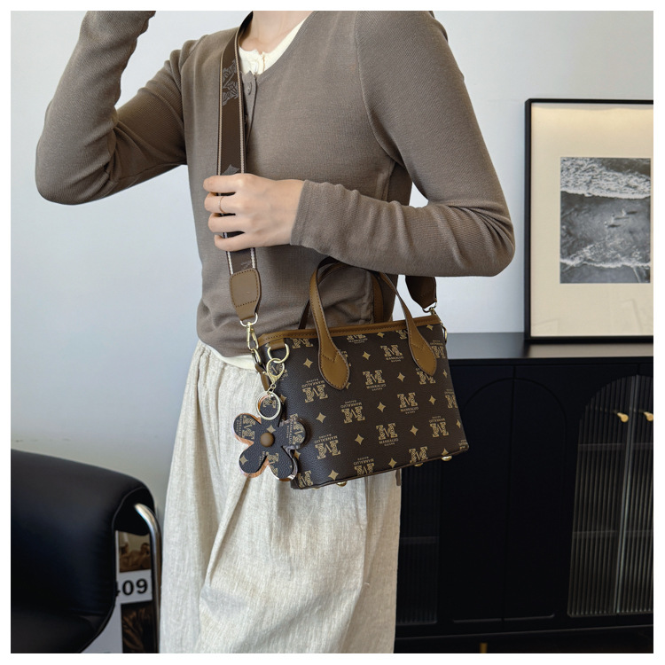 2025 New Women's Basket With Wide Strap, Popular Printed Fashion Large Capacity Shoulder Crossbody Bag_voghion.com