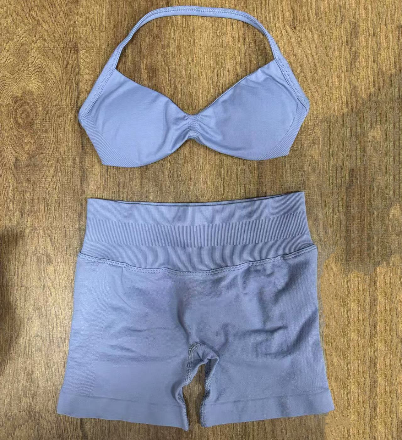 Conjunto DF Amazon pantalones cortos explosivos sujetador pequeño alto elástico superfino nailon halter cuello hermoso chaleco deportivo trasero