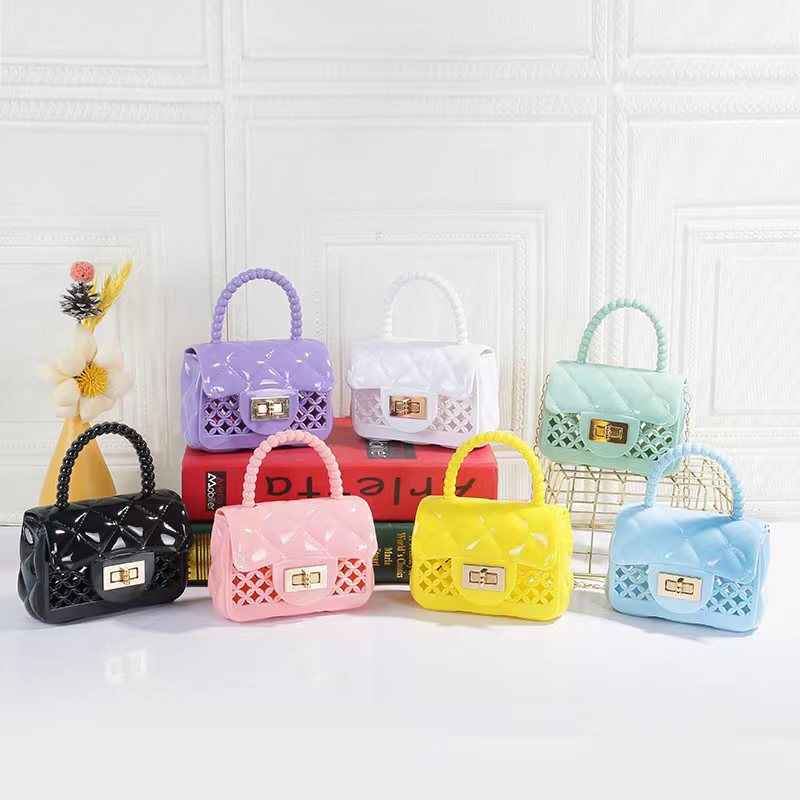 Unisex Mini Pvc Solid Color Cute Square Lock Clasp Square Bag display picture 1