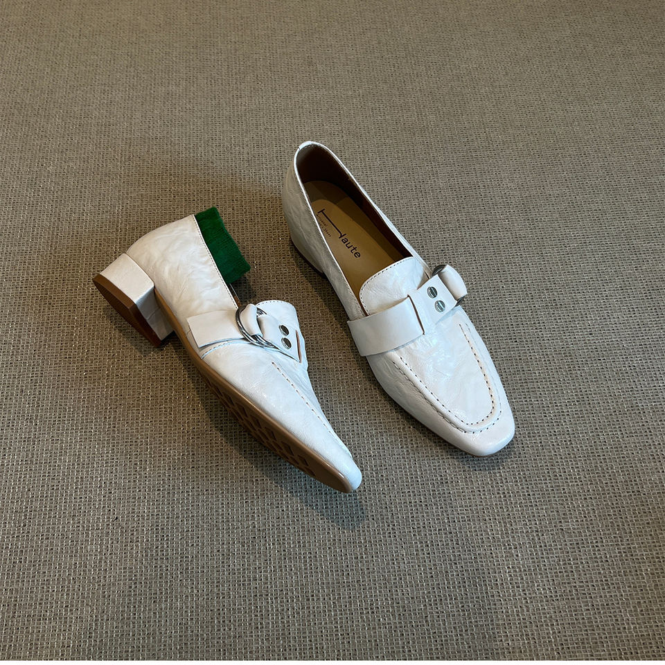 Giày lười nữ da bò mũi vuông khóa kim loại, gót 3 cm — Màu nâu (3cm) có sẵn, Màu đen (3cm) có sẵn, Trắng (3cm) có sẵn chi tiết 17