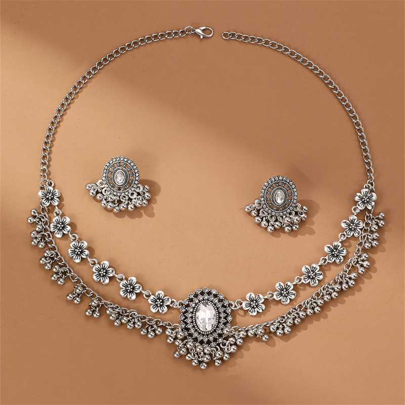 Designer Ethnic Jewelry Set With Red Gemstones For Women_voghion.com