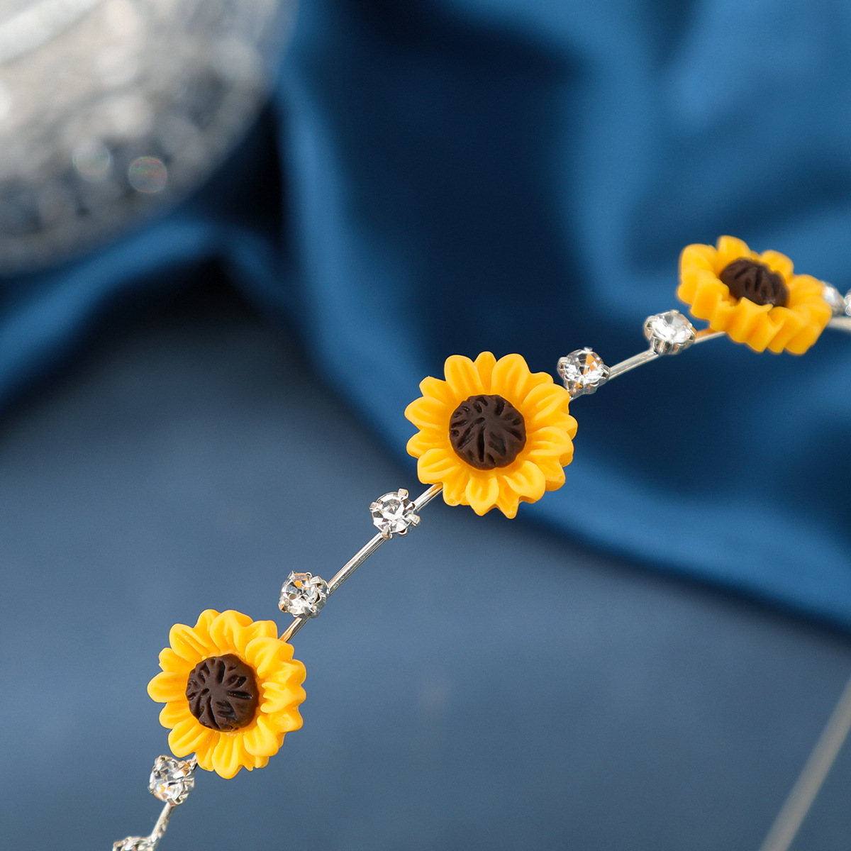 Women's Flower Lady Rhinestone Hair Band display picture 5