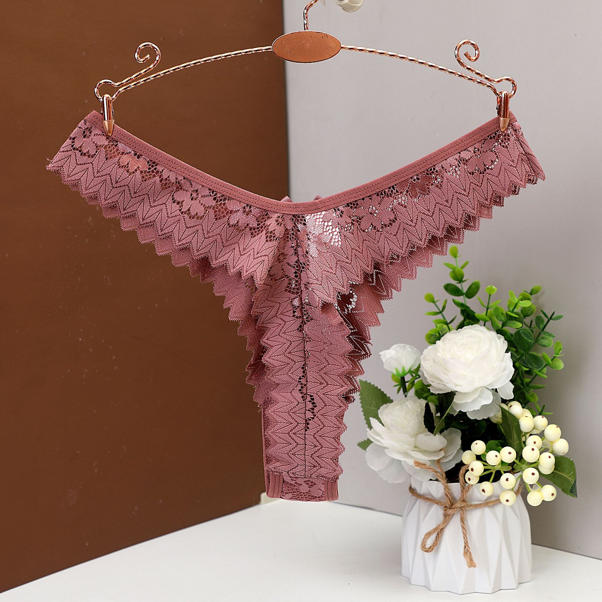 Solid Color Flower Low Waist Thong Panties display picture 16