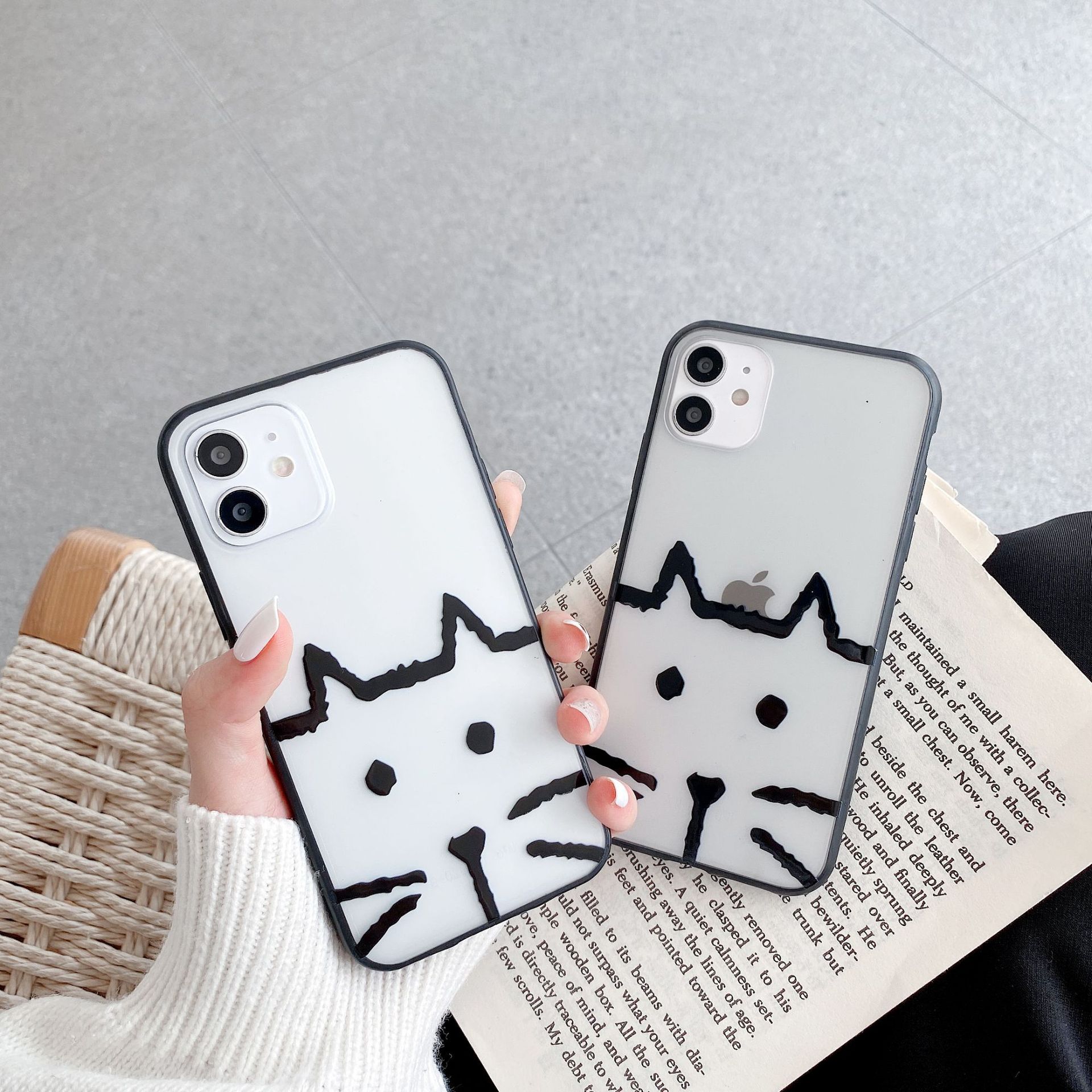 New Fashion Simple Acrylic Matte Cat Phone Case display picture 1