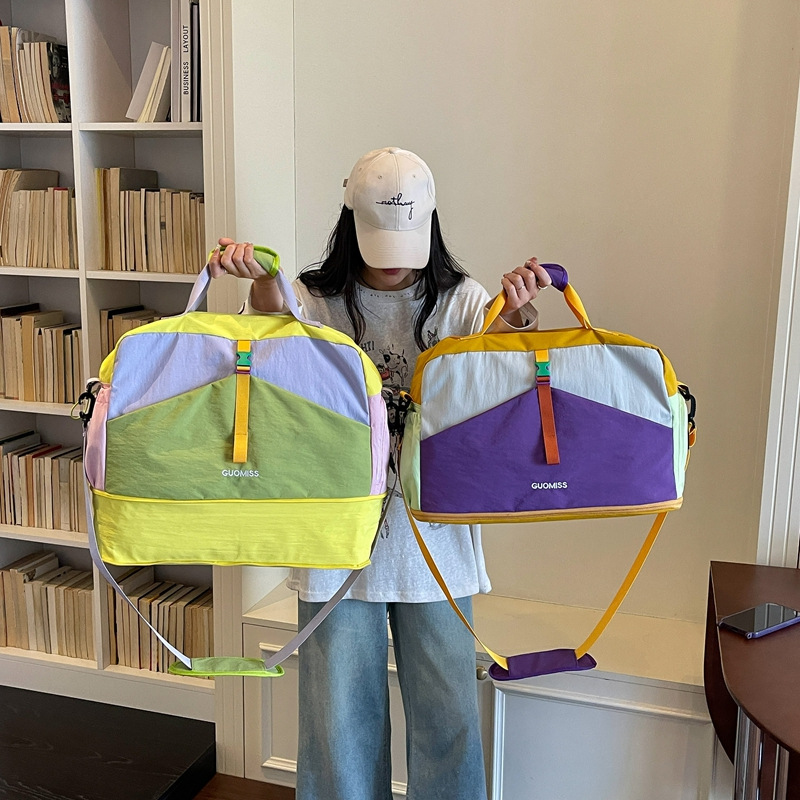 New large-capacity travel bag, cute handle, travel bag, crossbody, lightweight sports and fitness bag, shoulder strap, trolley handle.
