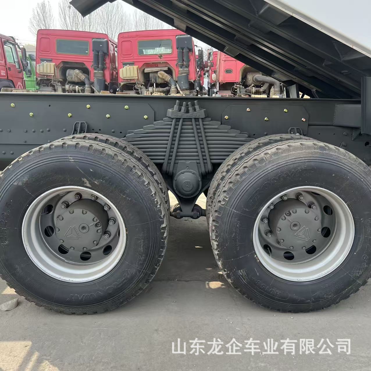 Cross-Border Direct Sales of Heavy-Duty Engineering Dump Trucks, Sinotruk Howo 371 Horsepower Dump Truck, 10-Wheel Ore Transport Truck