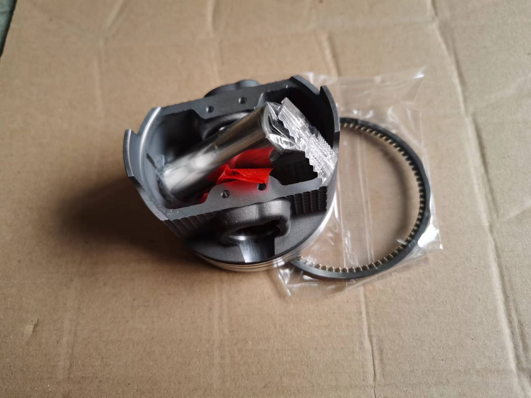 Motorcycle Piston for Suzuki AN250 Burgman Skywave250DR250 Piston Ring 73mm