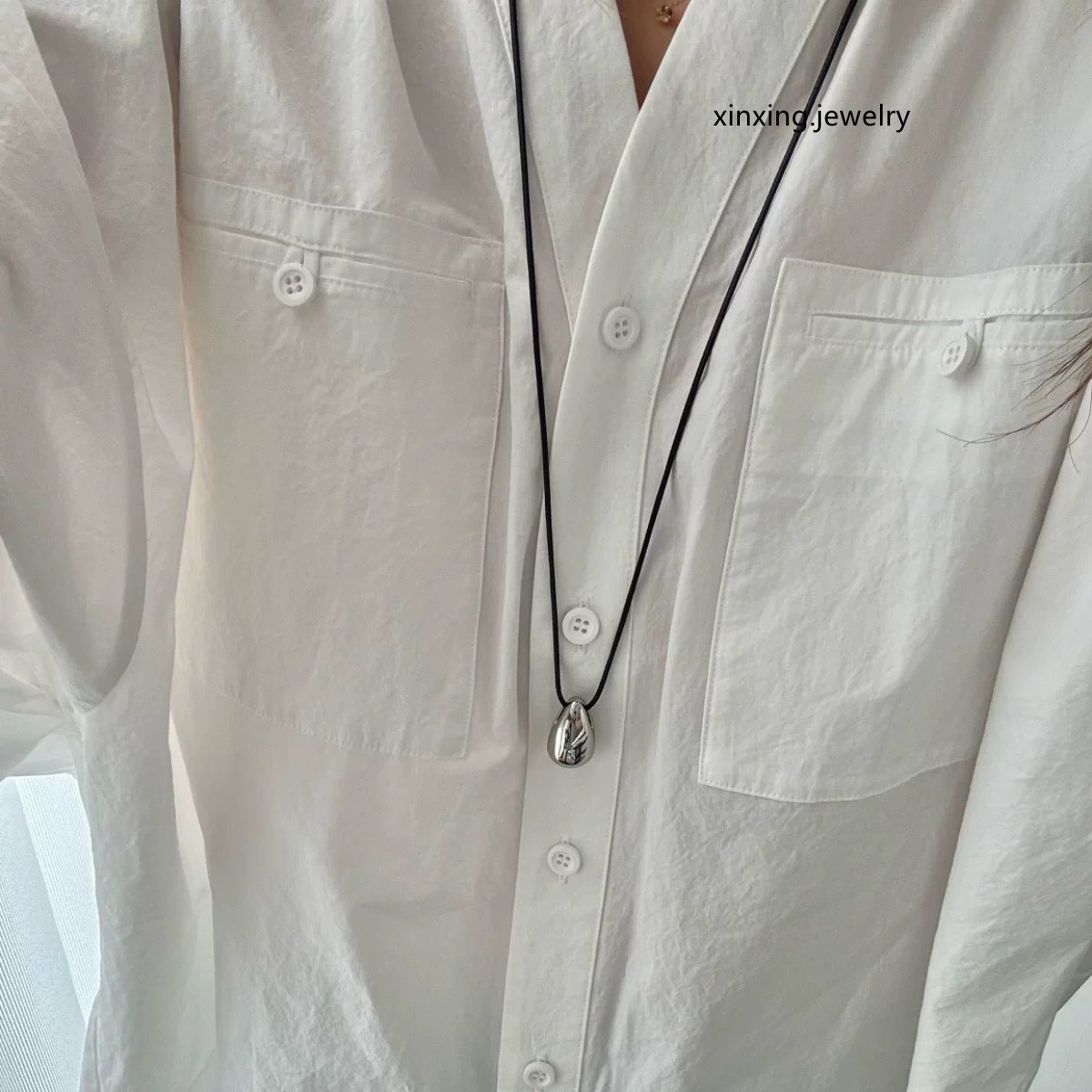Minimalistisches Wassertropfen-collier Mit Schwarzem Lederband_voghion.com