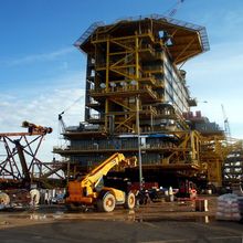 ɰ{Bݣc͑ĹͬlչȡôTɰ{B